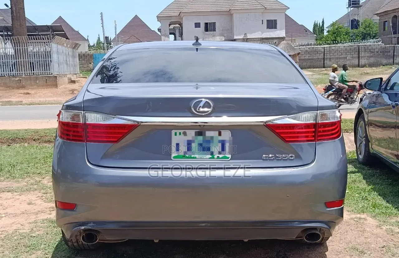 Lexus ES 2014 Gray