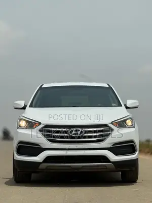 Hyundai Santa Fe SE AWD 2018 White