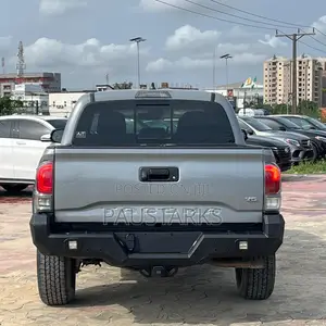 Toyota Tacoma Limited V6 4x4 Double Cab 127.4 in. WB 2020 Gray