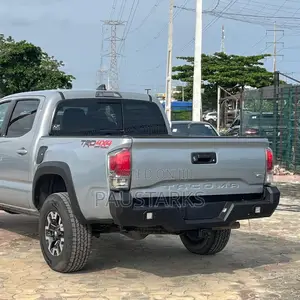 Toyota Tacoma Limited V6 4x4 Double Cab 127.4 in. WB 2020 Gray