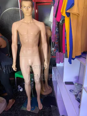 Male Maniquin