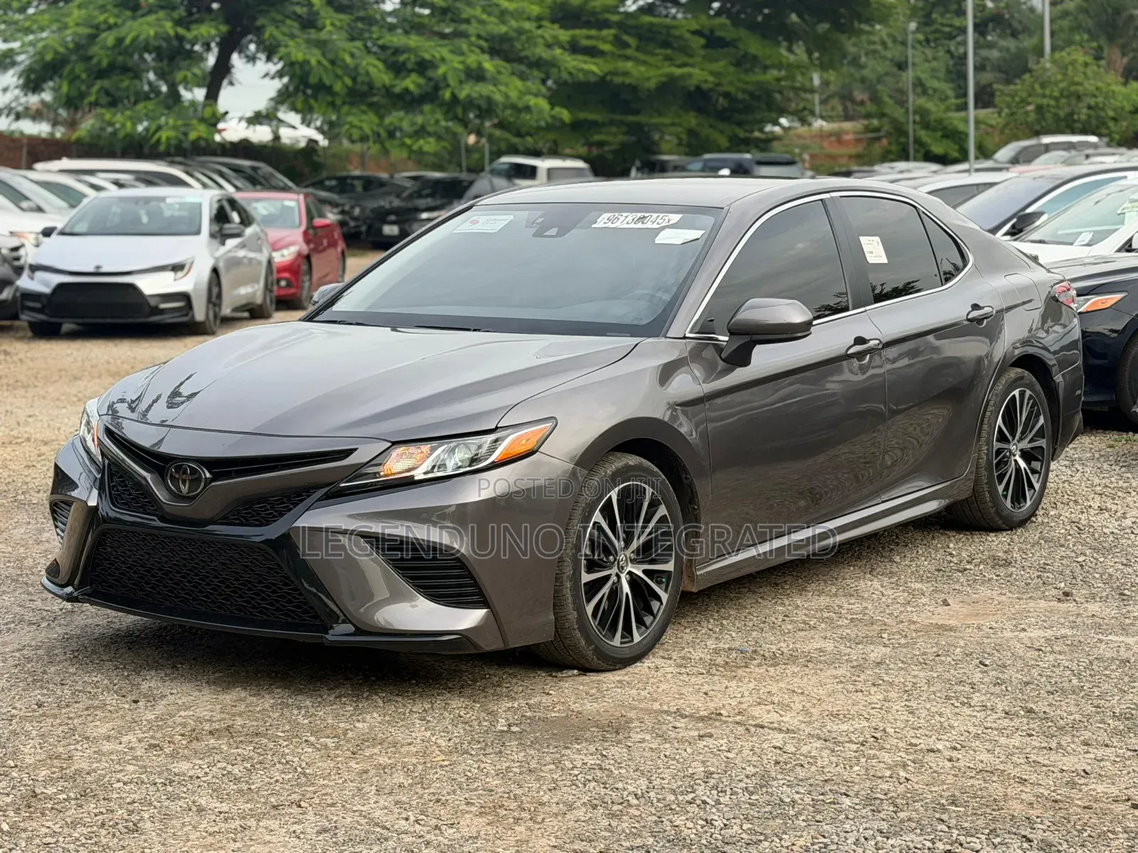 Toyota Camry 2019 Gray