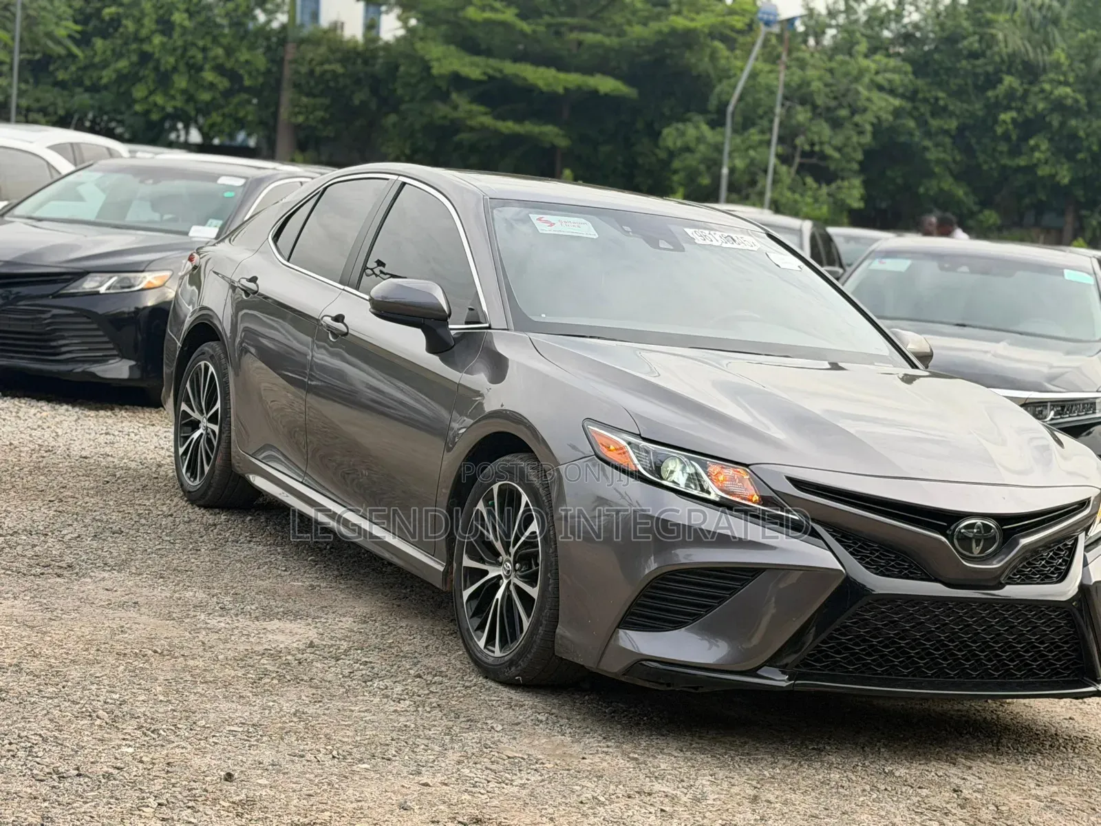 Toyota Camry 2019 Gray