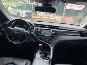 Toyota Camry 2019 Gray
