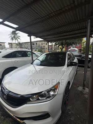 Honda Accord Sport 4dr Sedan FWD (2.4L 4cyl 2A) 2017 White