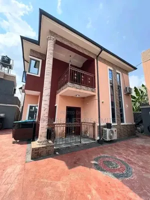 4bdrm Duplex in Shell Location for sale