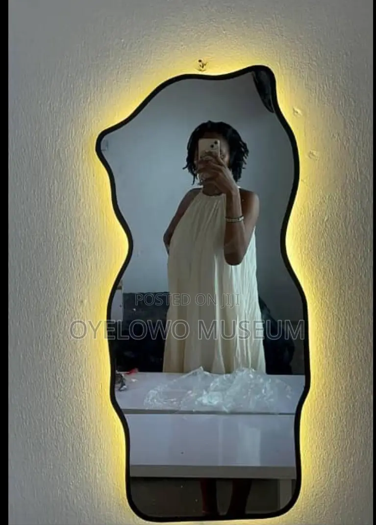 Led Mirror – Modern Room Bathroom Aesthetic (Affordable)
