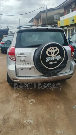 Toyota RAV4 2008 Silver
