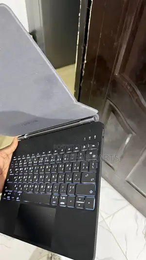 iPad Pro 13(M4) Keyboard(Magnetic)
