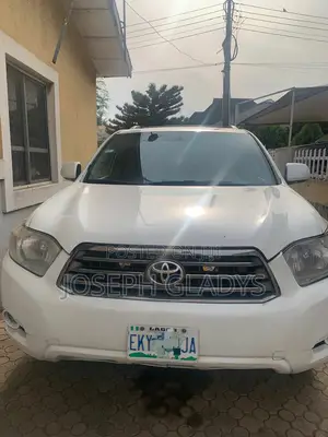 Toyota Highlander 2010 White