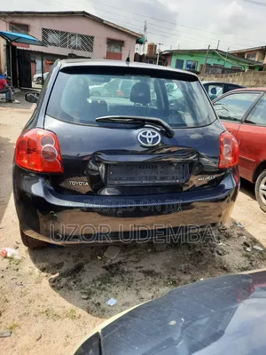 Toyota Auris 2009 Black