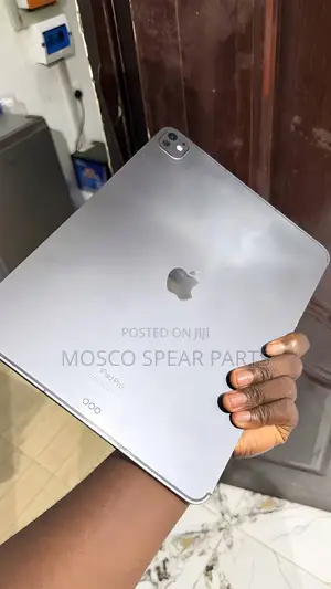 Apple iPad Pro 13 (2024) 256 GB Blue