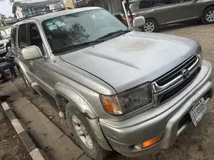 Toyota 4-Runner 2001 Silver
