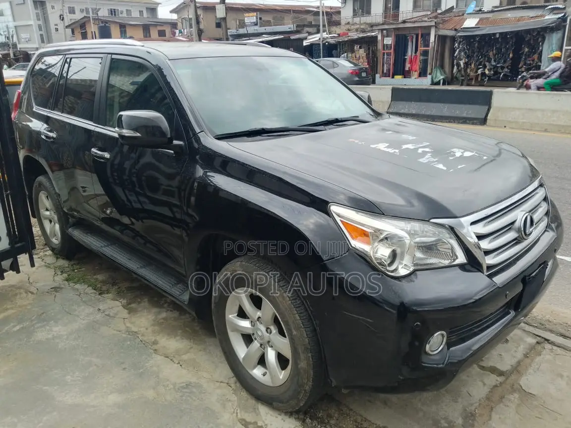 Lexus GX 2012 Black