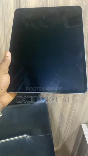 Apple iPad Pro 12.9 (2018) 256 GB Gray