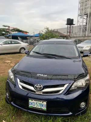 Toyota Corolla 2012 Blue