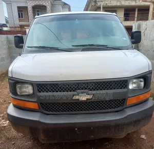 Chevrolet Express 2014 White