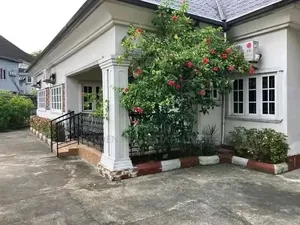 3bdrm Bungalow in Eneka for sale