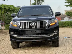 Toyota Land Cruiser Prado 2024 Black