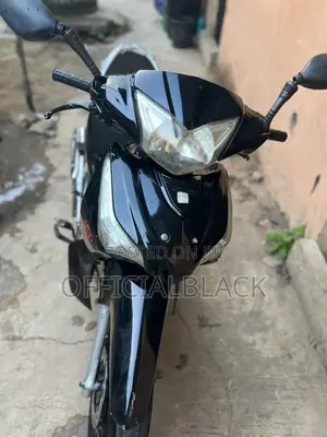 Moto Guzzi Sport 2023 Black