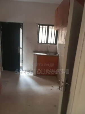 3bdrm Block of Flats in GRA Phase 2 Shangisha for rent