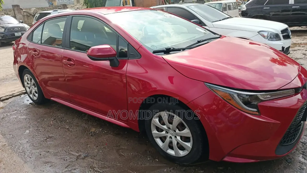 Toyota Corolla 2019 Red