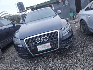 Audi Q5 2012 Blue