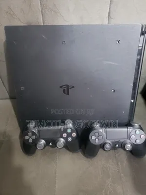 Ps4 Slim Uk Used With Game and to Pad
