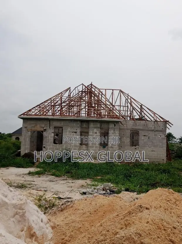 Light Weight Polystyrene Parapet.