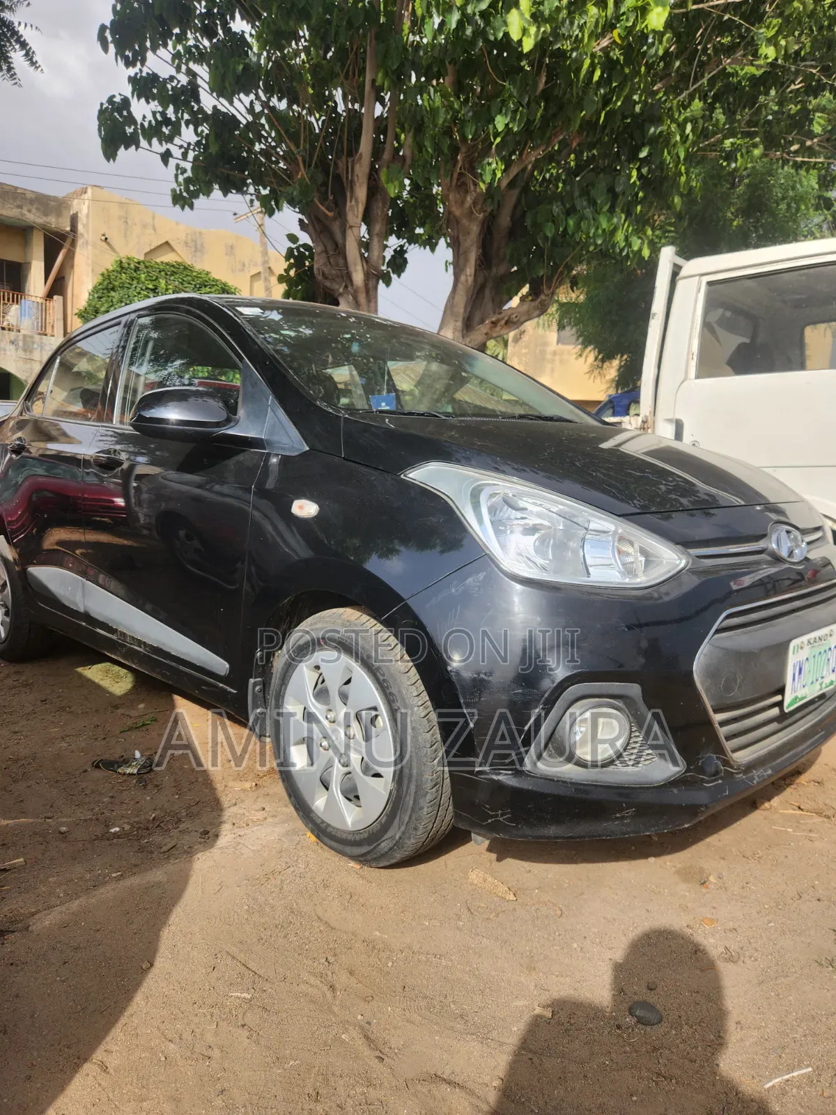 Hyundai Xcent 2016 Black