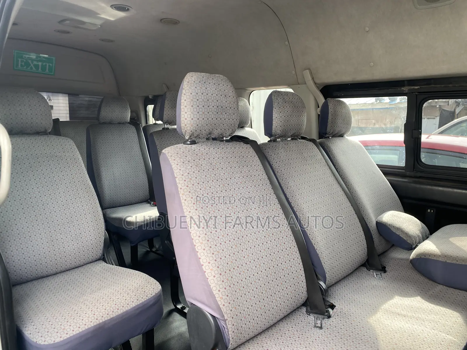 Toyota HiAce 2017 White