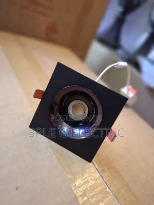 BLK Dark Brown Single Pure Cast Spot Light