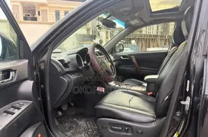 Toyota Highlander 2013 Black
