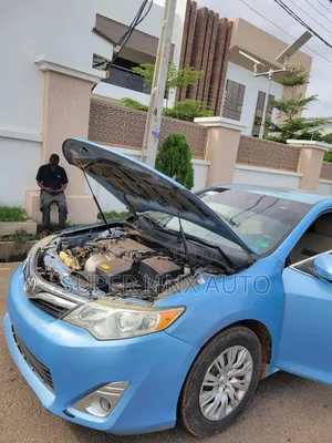 Toyota Camry 2014 Blue