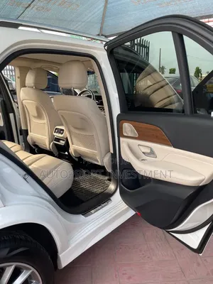 Mercedes-Benz GLE-Class 2021 White