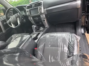 Toyota 4-Runner 2017 Black