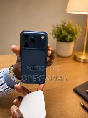 New Apple iPhone 17 Pro 256 GB Blue