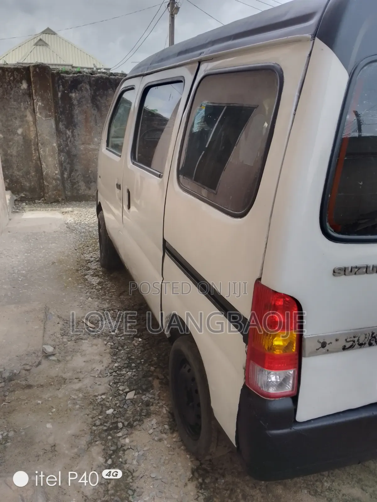 Suzuki Every 2010 White