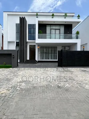 Gorgeous 5-Bed Smart Home With Swimming Pool and Bq