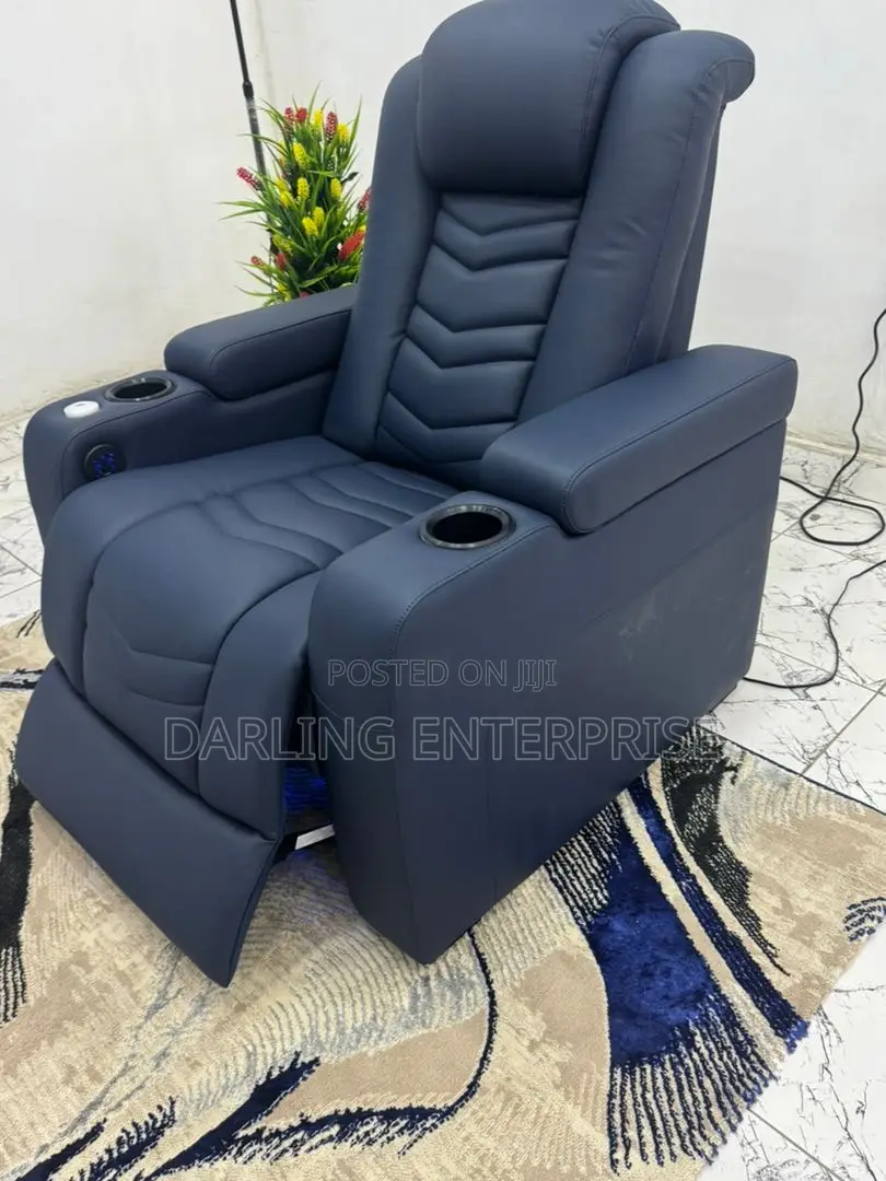 Classic Cinema Sofa