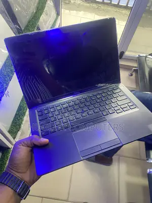 Laptop Dell Latitude 5401 8GB Intel Core i7 SSD 256GB
