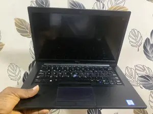 Laptop Dell Latitude 7490 8GB Intel Core i7 SSD 256GB