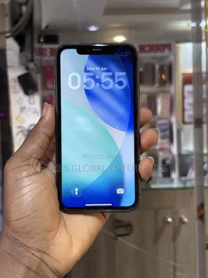 Apple iPhone 11 64 GB Black