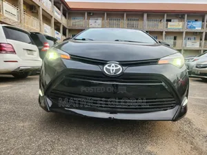 Toyota Corolla LE (1.8L 4cyl 2A) 2018 Black