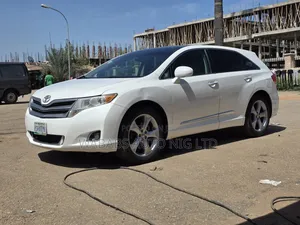 Toyota Venza 2011 White