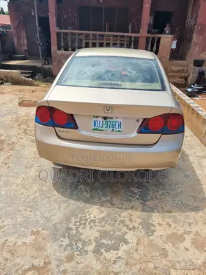 Honda Civic 1.4 2006 Gold