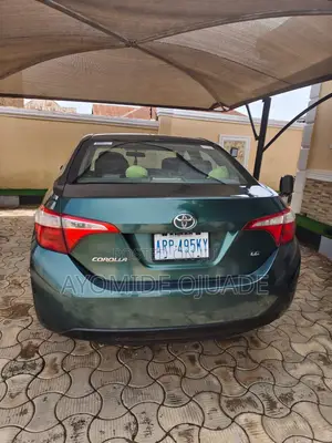 Toyota Corolla 2015 Green