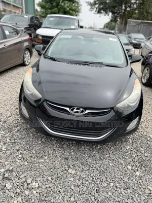 Hyundai Elantra GLS Sedan FWD (1.8L 4cyl 6M) 2013 Black