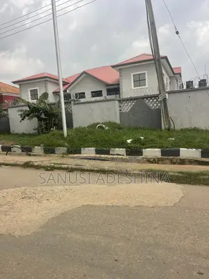 3bdrm Block of Flats in Gwarimpa Estate By, Gwarinpa for rent