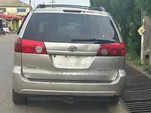 Toyota Sienna XLE 2008 Silver